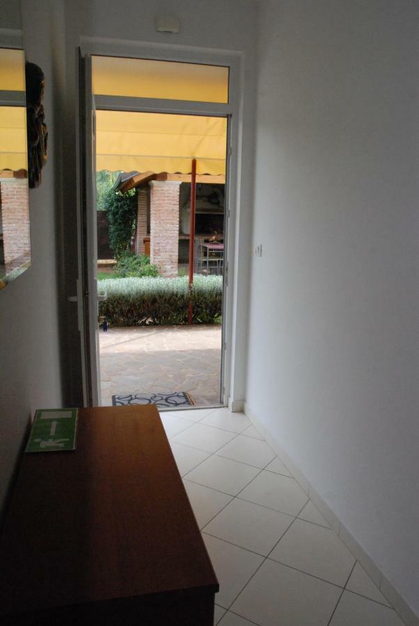 Apartmani Radin Rosini Esterno foto