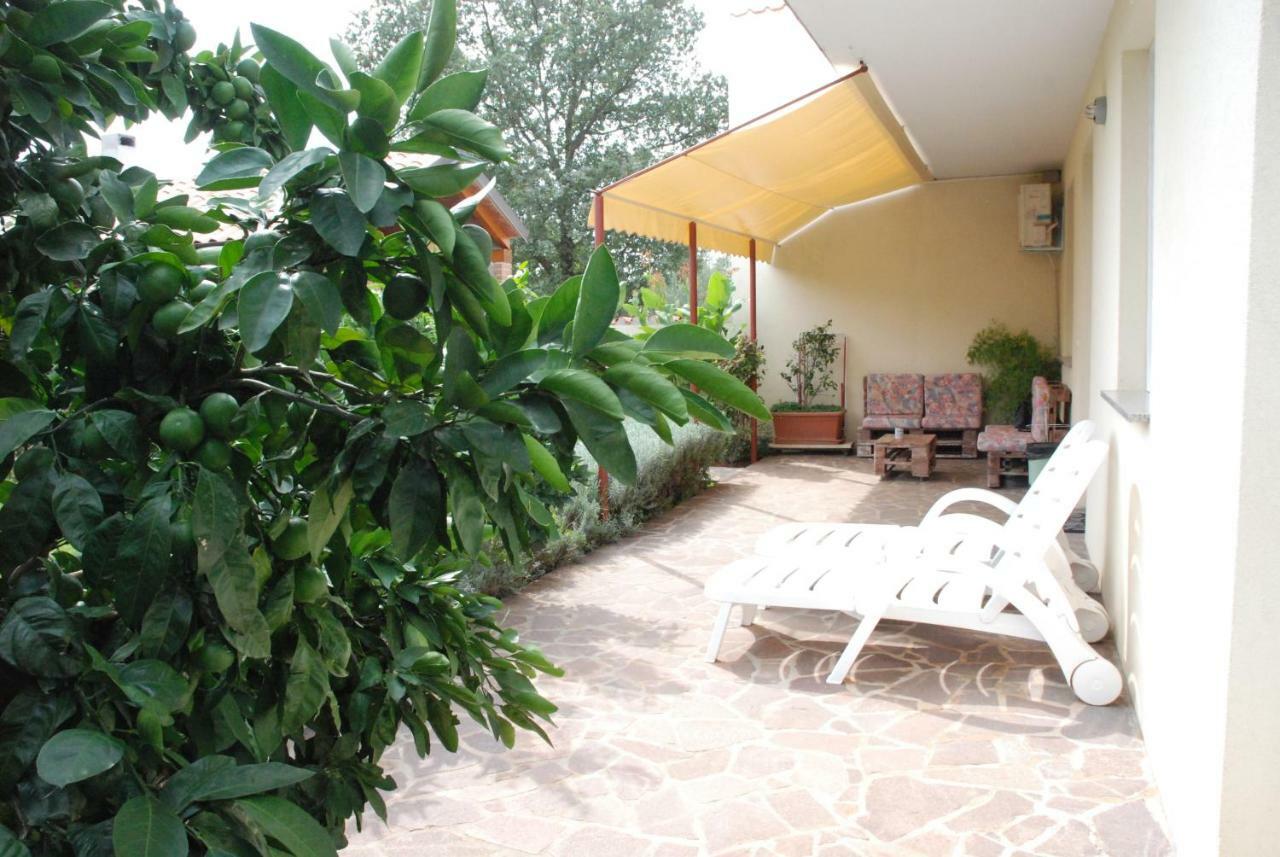 Apartmani Radin Rosini Esterno foto