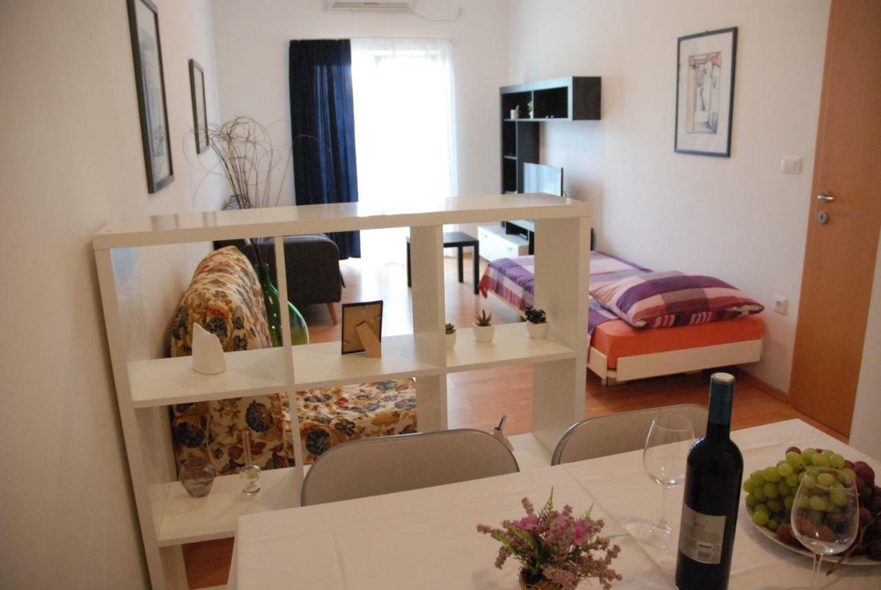 Apartmani Radin Rosini Esterno foto