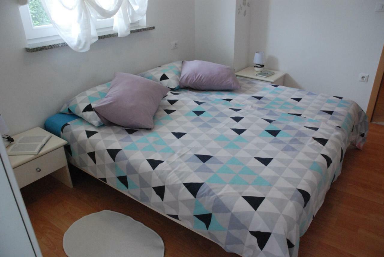 Apartmani Radin Rosini Esterno foto